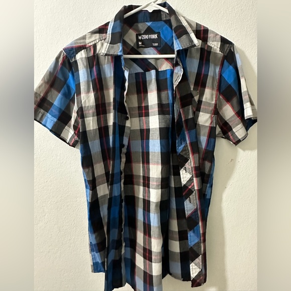 button down shirt - Picture 1 of 2